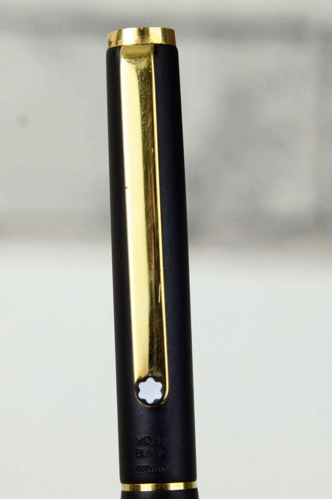 Buy Montblanc Noblesse Slimline Fountain Pen With Platinum B Nib Online