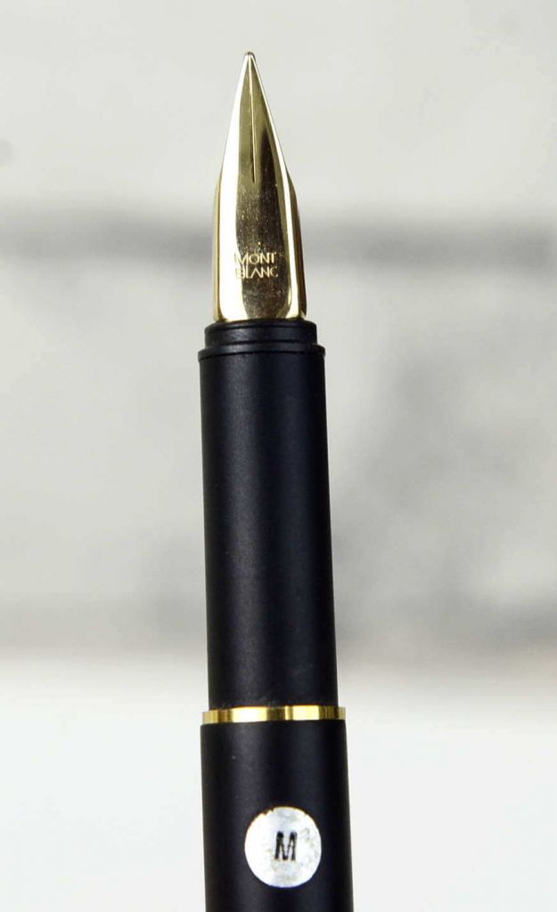 Buy Montblanc Noblesse Slimline Fountain Pen With Platinum B Nib Online