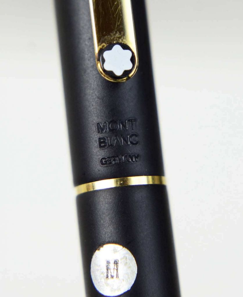 Buy Montblanc Noblesse Slimline Fountain Pen With Platinum B Nib Online