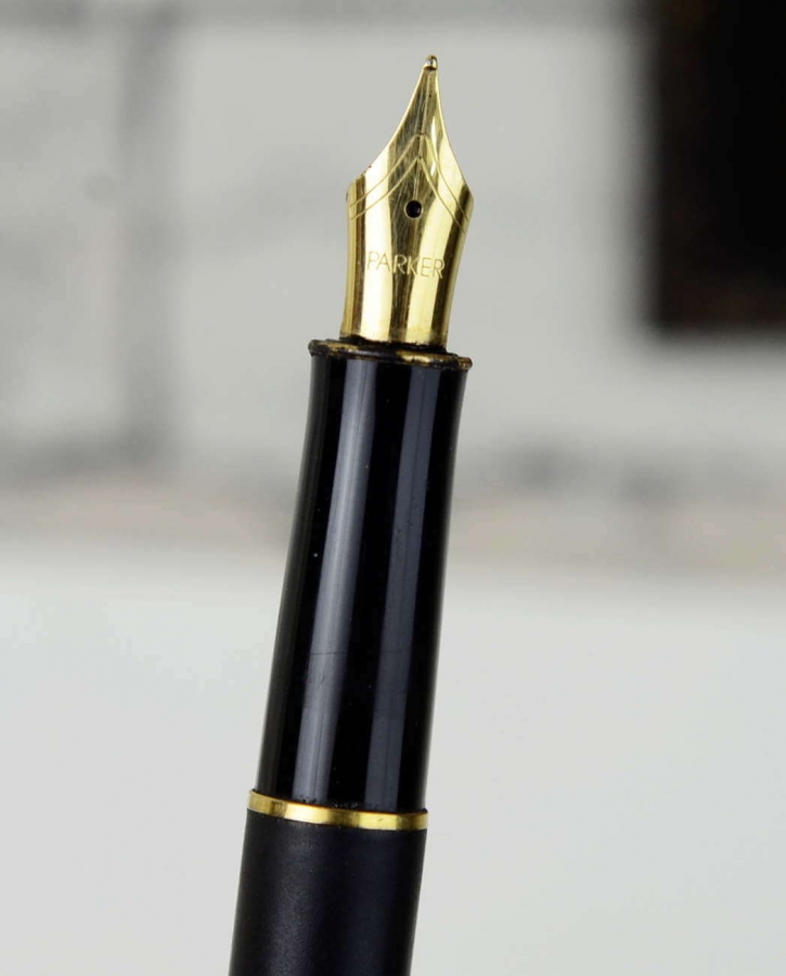 Buy Online Parker Sonnet Matte Black Fountain Pen Gold Plated F Nib