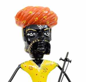 Antikcart Amusing Handcrafted Folk Musician Metal Figurine home decor