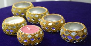 Antikcart Chirangdaan Glass Artwork Tea Light Holder main pic
