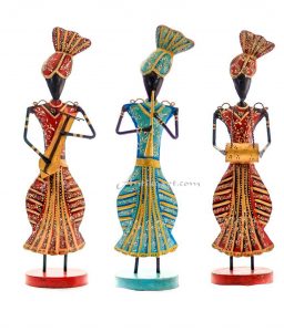 Stylo-Handicraft-Metal-Steel-Female-Musician-Set-by-Antikcart