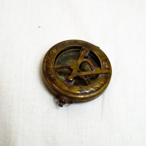 Antikcart Antique Push Button Brass Pocket Sun Clock