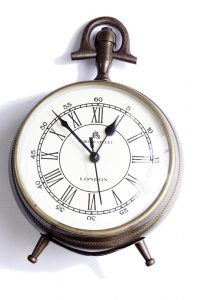 Antikcart 11 Inch Table Clock Vintage Decor clock