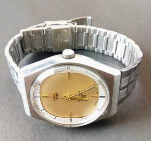 Antikcart Gold Dial HMT Rohit Wrist Watch Collection by Antikcart