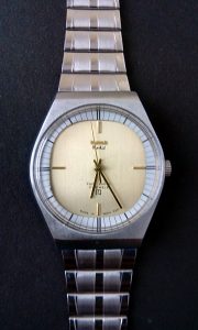 Antikcart Gold Dial HMT Rohit Wrist Watch Collection by Antikcart dial