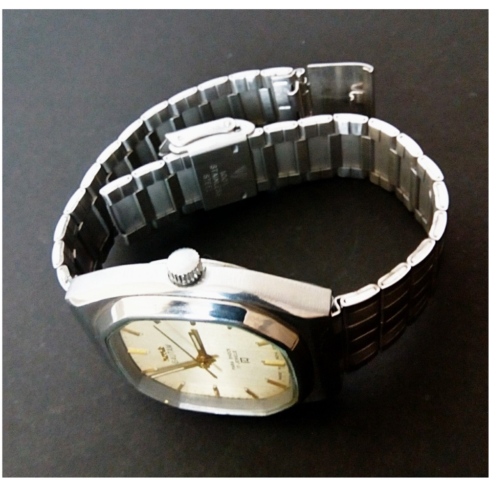 Antikcart HMT Gautam Stainless Steel Strap Wrist Watch by