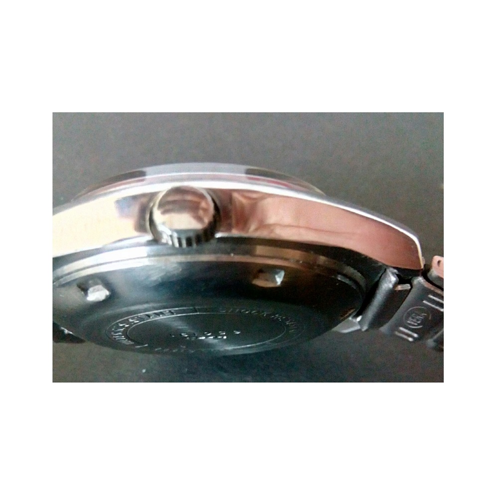 Antikcart Red Dial Stainless Steel Strap HMT Rajat Wrist Watch by Antikcart watch
