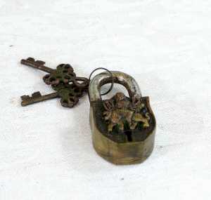 Handcarved Brass Lock with Durga Goddess Antikcart Beautaiful Brass Lock with Durga Goddess