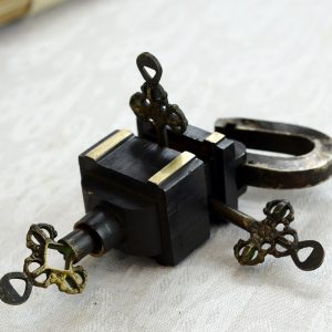 Antique Lock Antikcart Brass Antique Puzzle Lock with 3 keys collectible
