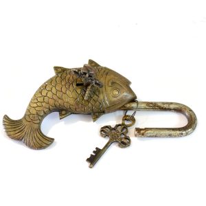 Antikcart Handcrafted Brass Fish Figurine Door Lock Collectible view