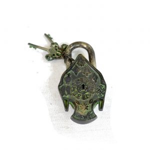 Antikcart Interesting Budha Face Vintage Brass Lock back view