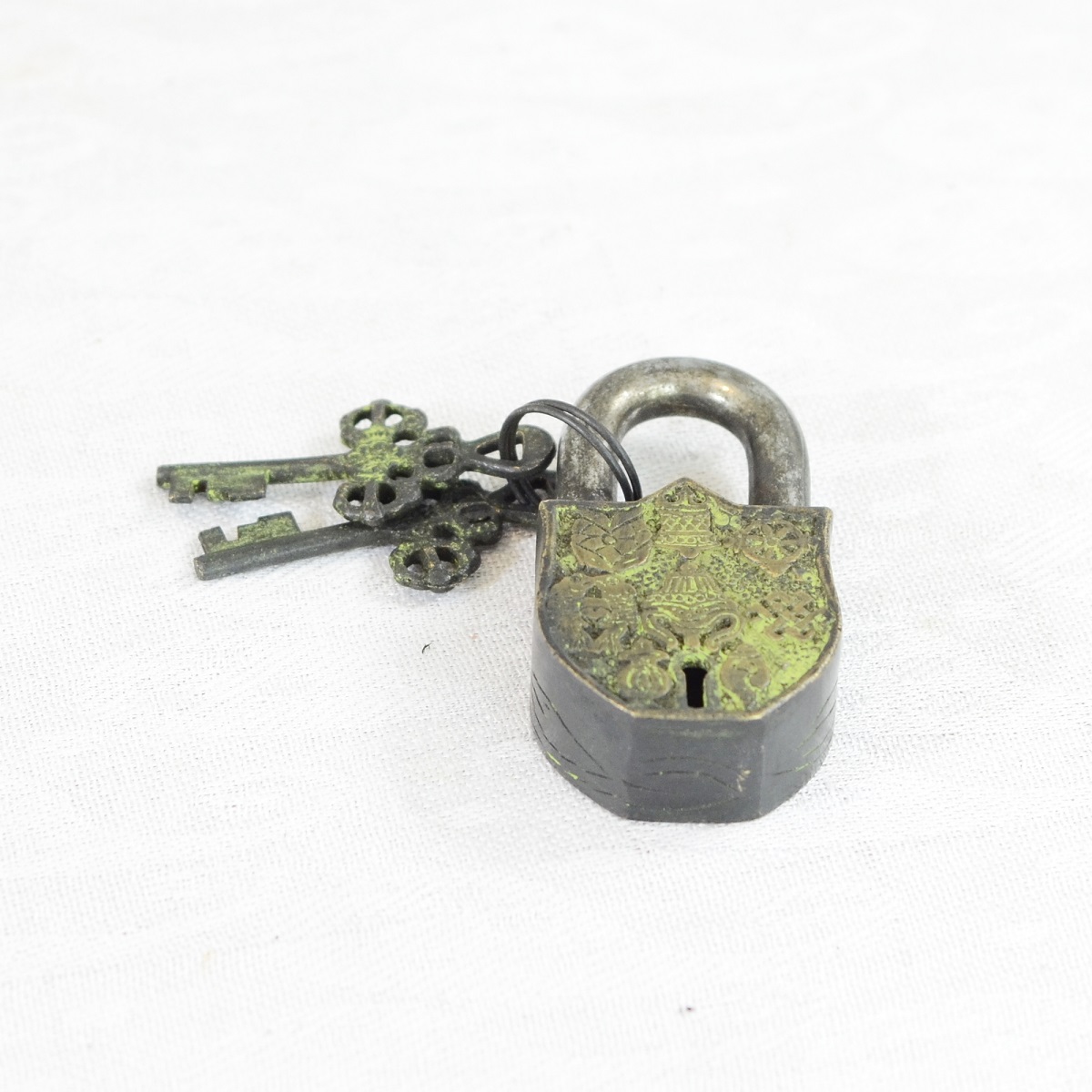 Antikcart Old Brass Lock with Antique Symbols