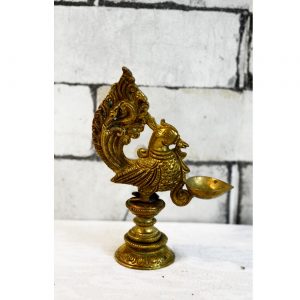 Antikcart Peacock Figurine Brass Decor Oil Lamp brass decor