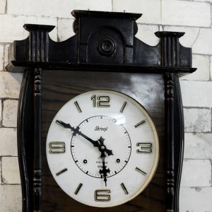 Antikcart 4 feet Real Antique Sreeji Wall Clock