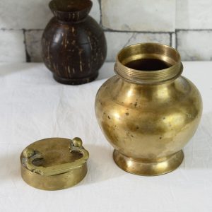 Antikcart Beautiful Antique Brass Ehnic Kooja Decor Collectible
