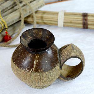 Antikcart Handmade Artwork Coconut Shell Dry Fruits Container with Handle Decor Curio
