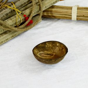 Antikcart Handworked Ice cream Bowl Made of Coconut Shell Decor Curio