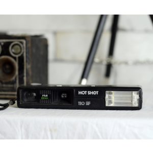 Vintage Hotshot 110 Antique Pocket Camera - Antikcart Antique Hotshot Pocket Camera in Working condition Collectible
