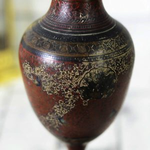 Antikcart Antique Nakashi Brass Flower Vase close view pic antique flower vase antique vase