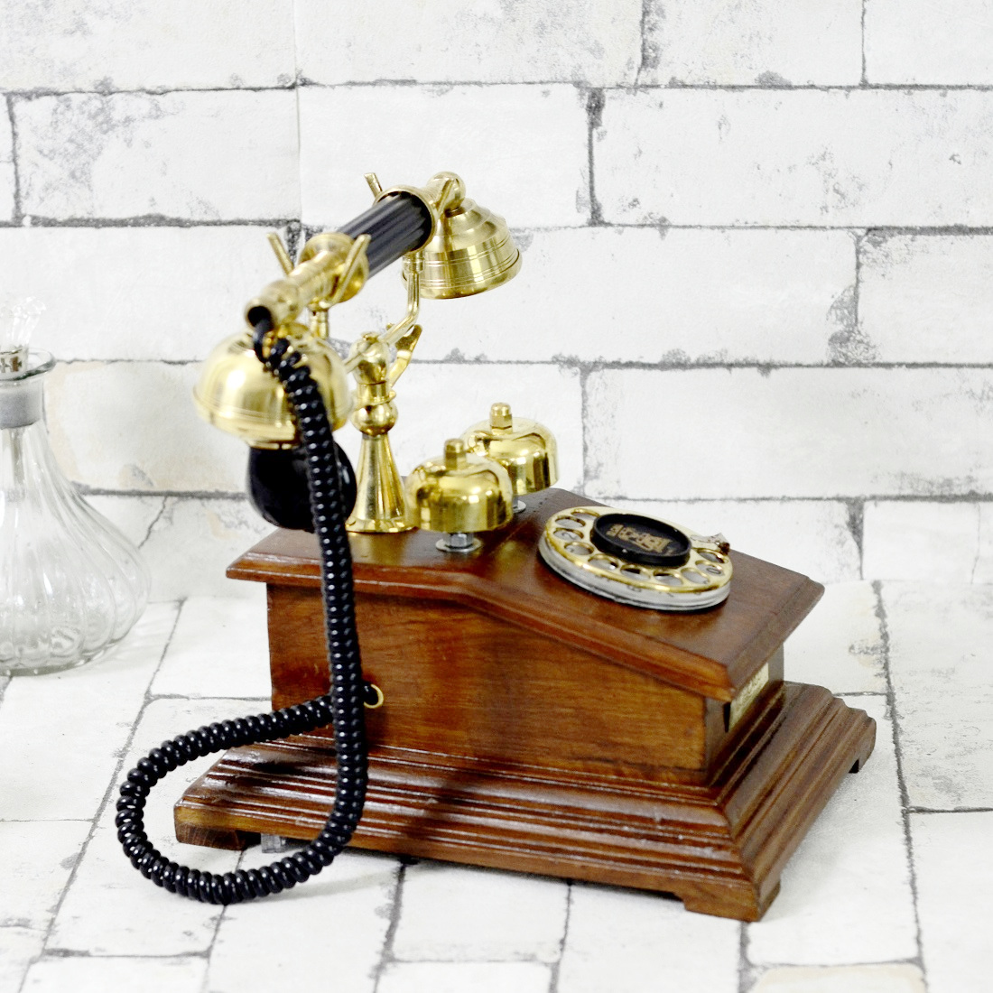 Antikcart Classic Chicago Vintage Round Dial Telephone side pic