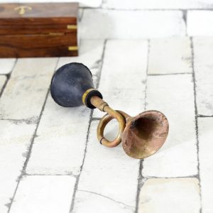 Antikcart Old Antique Manual Metal Pipe Horn Of Cars top view