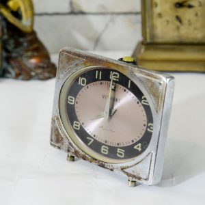 Antikcart Old Well Maintained Vikrant Ajantha Timepiece Clock side view
