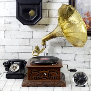 Antikcart Vintage Carved Base Brass Gramophone