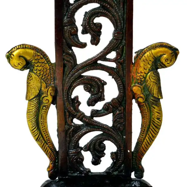 Antikcart Handcarverd Antique Brass Oil Lamp with a pair of Parrots close view