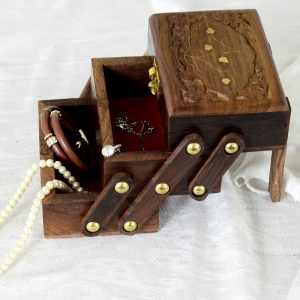 Antikcart Handcrafted Brass In lay Wooden Ornament Box TOP view
