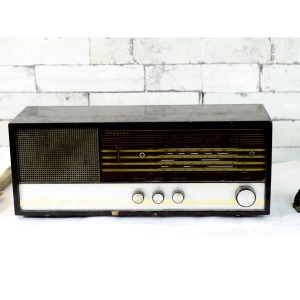 Antikcart Philips Prestige Antique Valve Radio FRONT VIEW