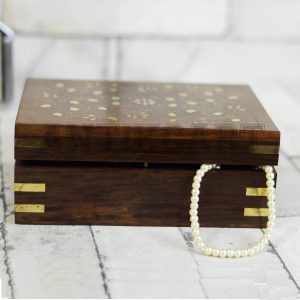 Antikcart Brass Inlay Floral Artwork Sheesham Wood Ornament Box view