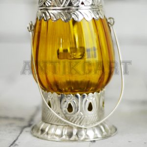 Antikcart Pair of Small Lamp Candle Holder with Silver Finish base view