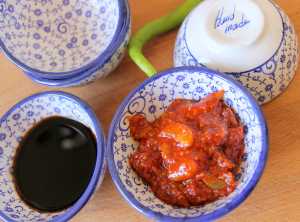 Antikcart Handcrafted Beautiful 'Halic' Ceramic Bowls - 8cm-bowl down