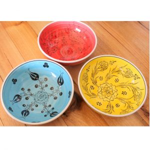 Antikcart Handmade 'Mediterranean' Ceramic Bowls - 20cm main