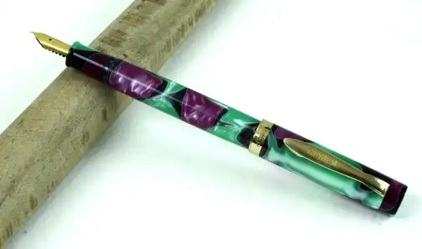 Fountain pen guider Green Marbled Acyrlic eyedropper Pen - Image 7