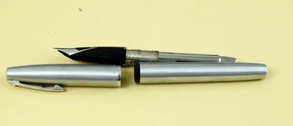 Sheaffer Vintage imperial 444 full steel fountain pen - Image 9