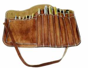 Leather pen cse