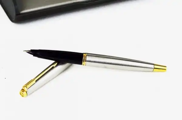 Fountain pen parker 45 flighter fountain pen 10 Karat solid gold nib - Image 9