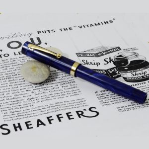 Vintage sheaffer no nonsense golden nib pen