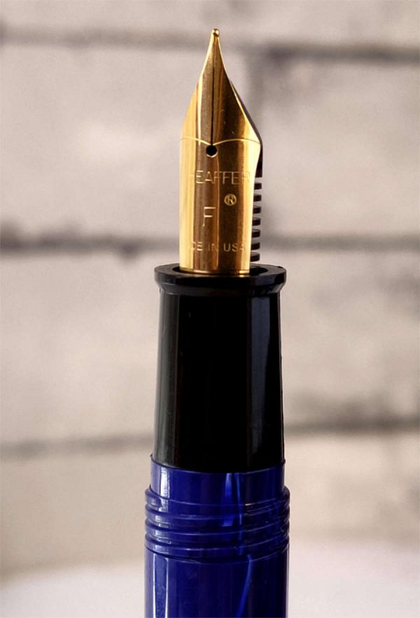 Vintage Sheaffer No Nonsense marbled blue golden F Nib fountain pen - Used clean - Image 6