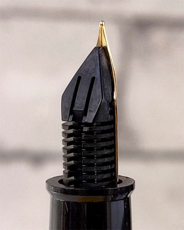 Vintage Sheaffer No Nonsense marbled blue golden F Nib fountain pen - Used clean - Image 9