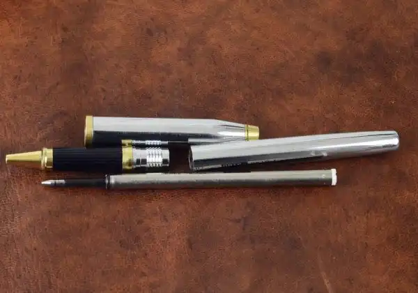 Cross Century II Selectip rollerball pen - 23K gold  trim - Image 4