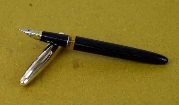 Vintage Wingsung black fountain pen triumph nib -  NOS unused - Image 7