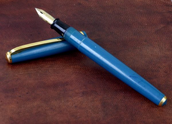 Pilot Vintage  Eyedropper pilot 2 pocket fountain pen -  gold plated  F nib - Image 2