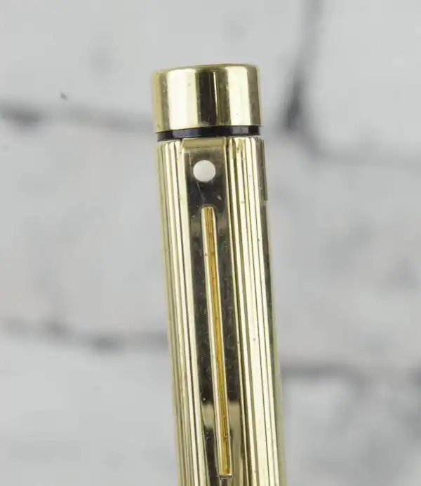 Vintage sheaffer targa fountain pen 1005 with gold plated  body and 14K gold B nib - Image 13