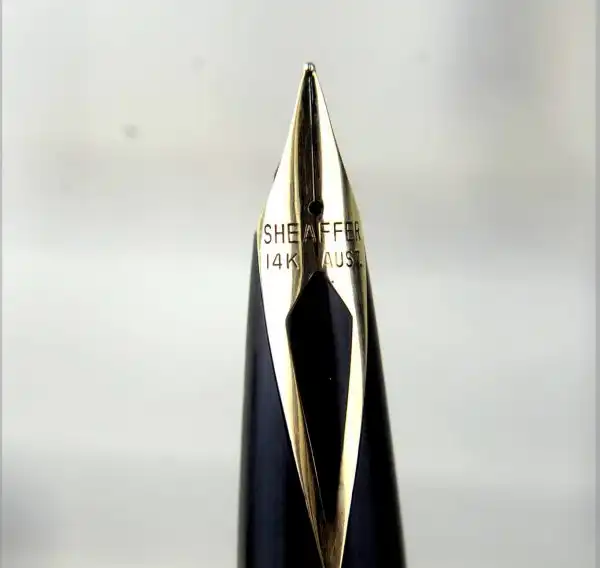 Vintage sheaffer imeprial 827 fountain pen 12K gold filled  and 14K gold M nib - Image 5