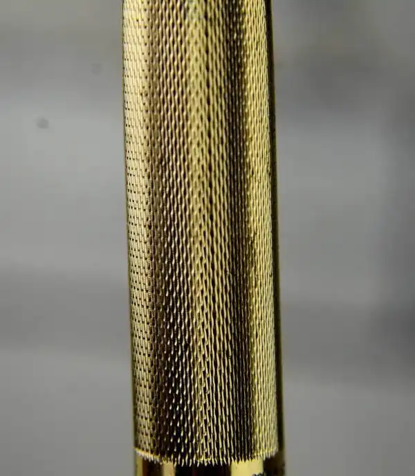 Vintage sheaffer imeprial 827 fountain pen 12K gold filled  and 14K gold M nib - Image 8