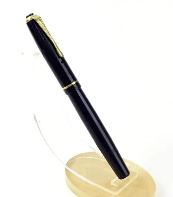 vintage wyvern 404 lever filler fountain pen 14CT  gold flex nib - Image 2